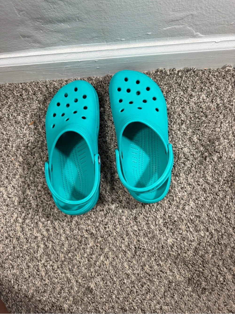 CROCS Kids Bright Teal Classic Clog Sandals